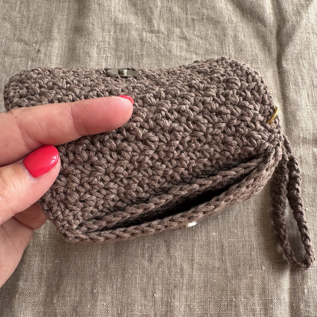 Opskriftssamling: Lola hæklenålsetui og Lola Pocket minipung