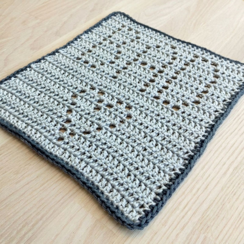 Vaskeklud med skrift og hjerte (BAD)